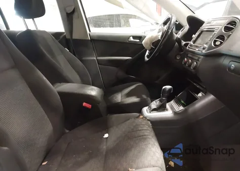 2015 Volkswagen Tiguan S from USA, damaged, VIN WVGBV7AX2FW525156